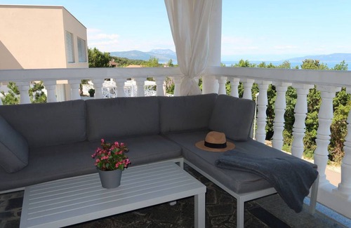 Ravni Apartment | 60 m² Apartment ∙ 2 bedrooms ∙ 6 guests