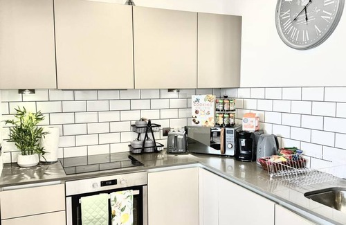 Bracknell Apartment | 60 m² Apartment ∙ 2 bedrooms ∙ 5 guests