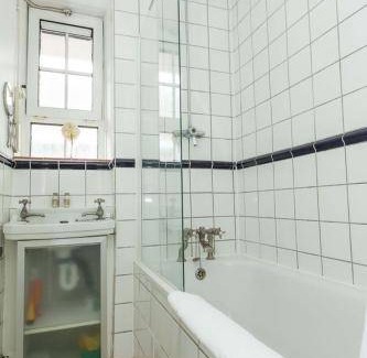 Waterloo Apartment | 60 m² Apartment ∙ 2 bedrooms ∙ 5 guests