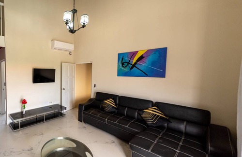 Noord Apartment | 60 m² Apartment ∙ 3 bedrooms ∙ 5 guests
