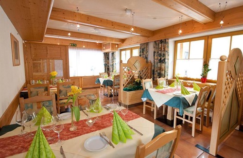 Bockstein Apartment | 60 m² Apartment ∙ 2 bedrooms ∙ 4 guests