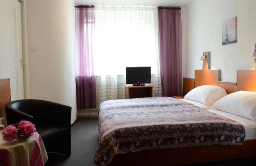 Altendorf Bed & Breakfast | 60 m² Bed and breakfast ∙ 2 bedrooms ∙ 6 guests