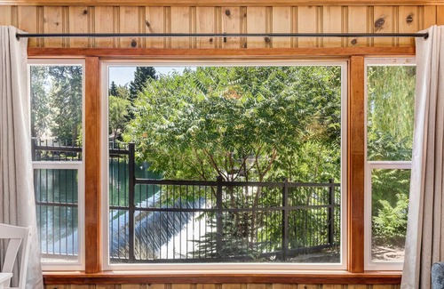 Bend Cottage | 60 m² Cabin ∙ 1 bedroom ∙ 4 guests