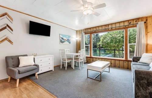 Bend Cottage | 60 m² Cabin ∙ 1 bedroom ∙ 4 guests