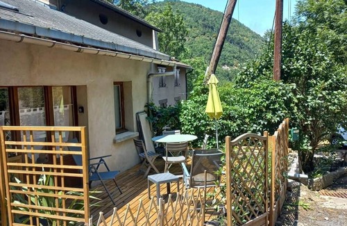 Escouloubre House | 60 m² Gîte ∙ 2 bedrooms ∙ 6 guests