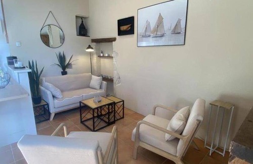 Barfleur House | 60 m² Gîte ∙ 2 bedrooms ∙ 4 guests