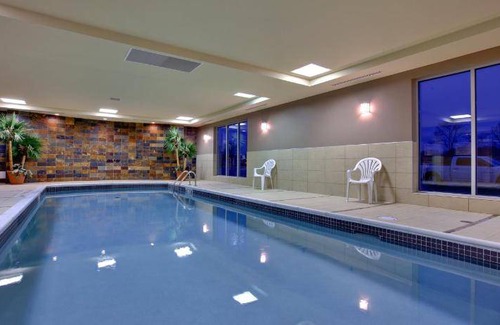 Chatham-Kent Hotel | 60 m² Hotel ∙ 127 guests