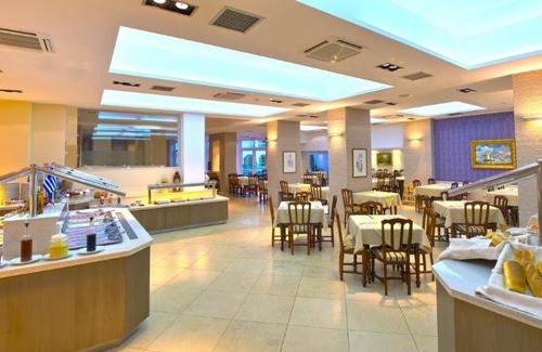 Haniotis Hotel | 60 m² Hotel ∙ 2 bedrooms ∙ 127 guests