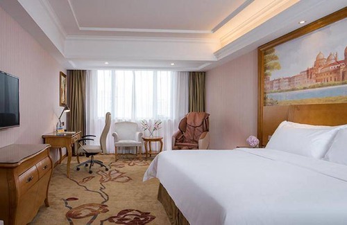 Fangchenggang Hotel | 60 m² Hotel ∙ 4 guests