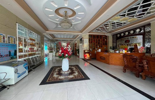 Rach Gia Hotel | 60 m² Hotel ∙ 7 guests