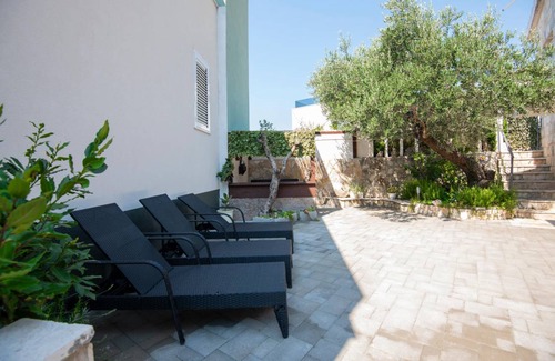 Veliko Brdo House | 60 m² House ∙ 1 bedroom ∙ 4 guests