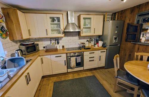 Abernethy House | 60 m² House ∙ 2 bedrooms ∙ 4 guests