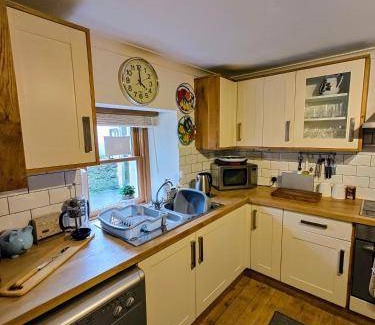 Abernethy House | 60 m² House ∙ 2 bedrooms ∙ 4 guests