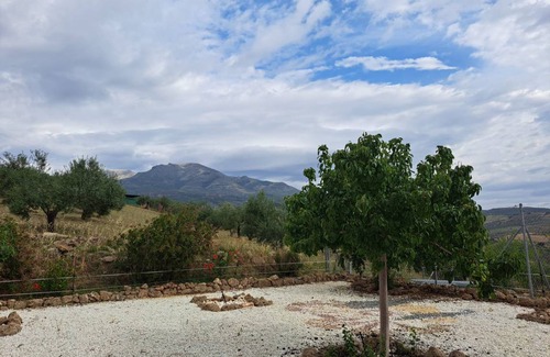 Alozaina House | 60 m² House ∙ 2 bedrooms ∙ 5 guests