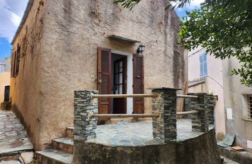 Rogliano House | 60 m² House ∙ 2 bedrooms ∙ 4 guests