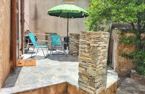 Rogliano House | 60 m² House ∙ 2 bedrooms ∙ 4 guests