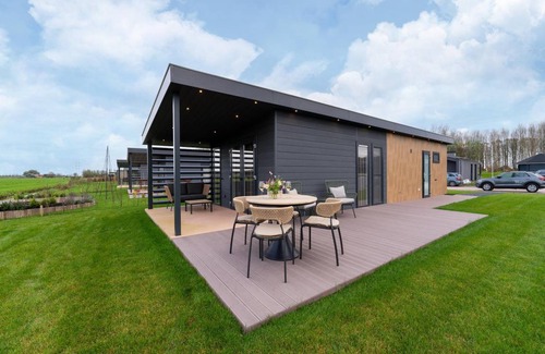 Leiderdorp House | 60 m² House ∙ 2 bedrooms ∙ 4 guests