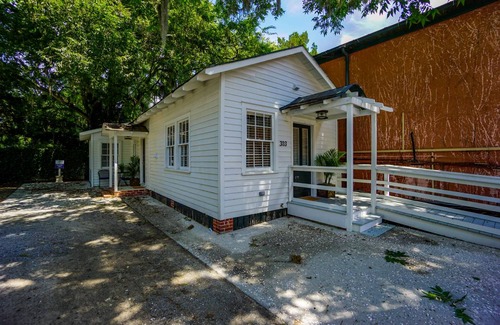 The Point House | 60 m² House ∙ 2 bedrooms ∙ 4 guests