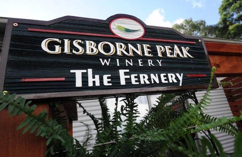Gisborne House | 60 m² House ∙ 4 bedrooms ∙ 8 guests