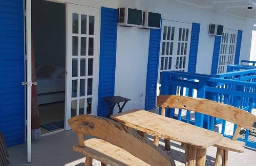 Baler House | 60 m² Motel ∙ 2 bedrooms ∙ 10 guests