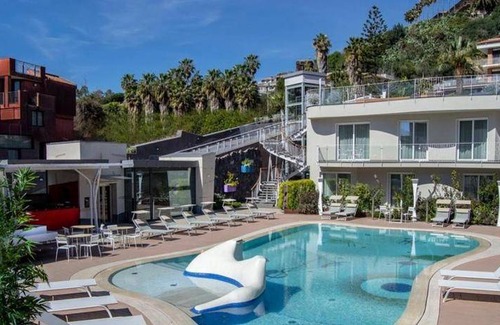 Aci Trezza Resort | 60 m² Resort ∙ 2 bedrooms ∙ 127 guests