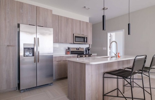 Civil Rights Historic District Apartment | 600 3BD - Three Bedroom Apartment, Sleeps 6