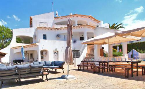 Mosqueira Villa | 600 m² Villa ∙ 7 bedrooms ∙ 18 guests
