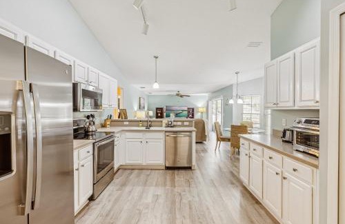 Sebastian Highlands House | 601 Benedictine Ter