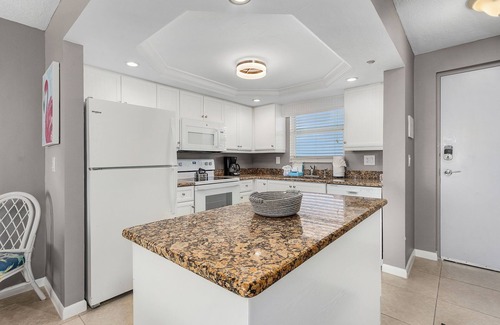 Fort Myers Beach Condo | 602 Nautical Condo w/Gulf Views, Heated Pool & BBQ