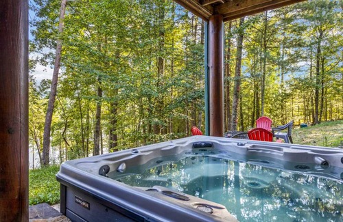 Wilkesboro Cabin | 603 m² Cabin ∙ 5 bedrooms ∙ 19 guests