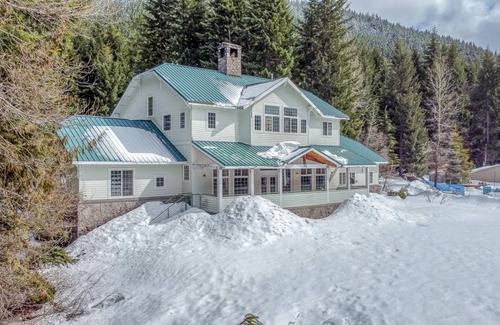 Government Camp Cabin | 604 m² Cabin ∙ 6 bedrooms ∙ 15 guests