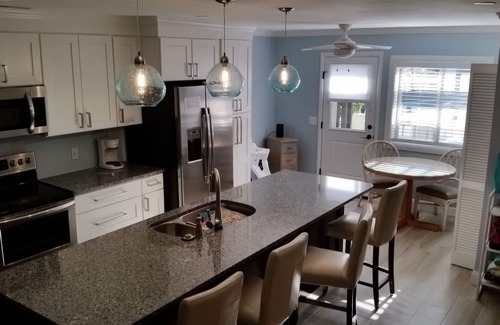 Shipyard Plantation House | 604 Tennismaster, OWNER Mgmt, Grill, Beach Locker, Handicap & Family Friendly