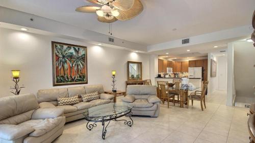 Rock Harbor Apartment | 609 Mariners Club