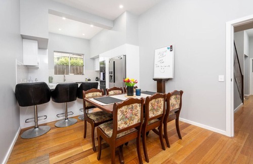 Footscray Apartment | 61 Ballarat Rd, Footscray