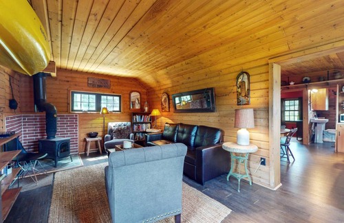 Poyntelle House | 61 m² House ∙ 2 bedrooms ∙ 5 guests
