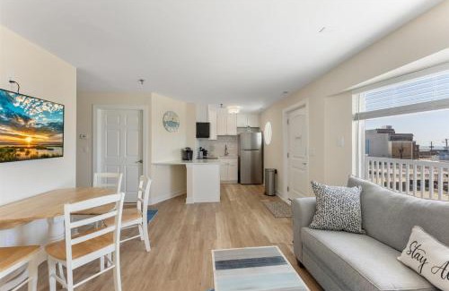 Wildwood Crest Apartment | 6109 Atlantic Ave, Unit 403 - The Cape Cod