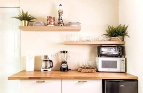 Miramar Bed & Breakfast | 610atMiramar