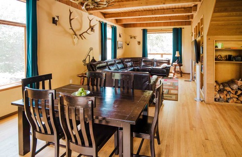 Cle Elum House | 618 m² House ∙ 8 bedrooms ∙ 50 guests