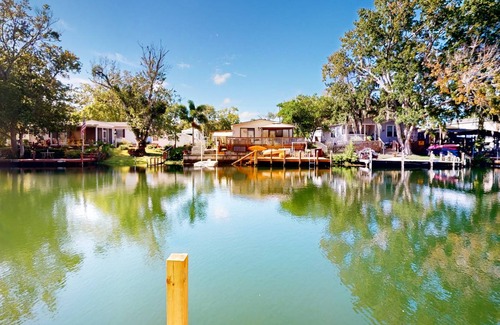 Weeki Wachee Gardens House | 62 m² House ∙ 2 bedrooms ∙ 6 guests