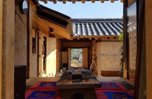 Andong House | 625 m² House ∙ 6 guests