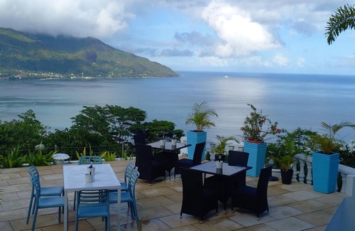 Glacis Bed & Breakfast | 627 m² Bed and breakfast ∙ 2 bedrooms ∙ 127 guests
