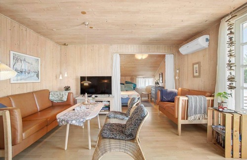 Lild Strand House | 63 m² House ∙ 2 bedrooms ∙ 4 guests