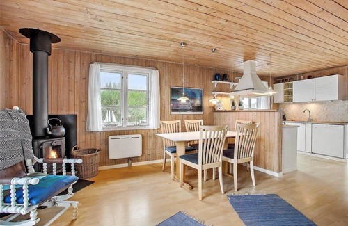 Lild Strand House | 63 m² House ∙ 2 bedrooms ∙ 4 guests
