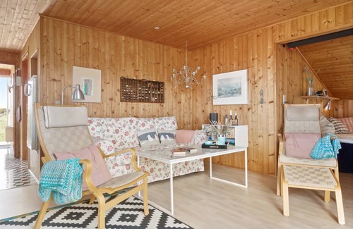 Lild Strand House | 63 m² House ∙ 2 bedrooms ∙ 4 guests