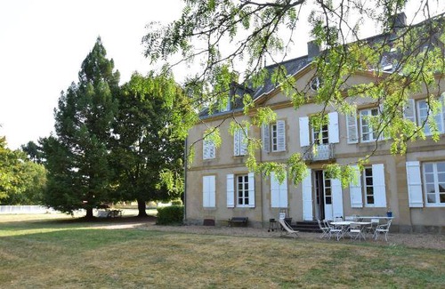 Saint-Aubin-sur-Loire House | 630 m² House ∙ 7 bedrooms ∙ 15 guests