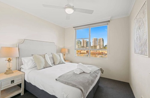 McMahons Point Apartment | 64 m² Apartment ∙ 2 bedrooms ∙ 4 guests