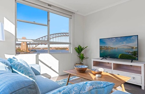 McMahons Point Apartment | 64 m² Apartment ∙ 2 bedrooms ∙ 4 guests