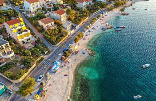 Municipality of Trogir Apartment | 64 m² Apartment ∙ 1 bedroom ∙ 4 guests