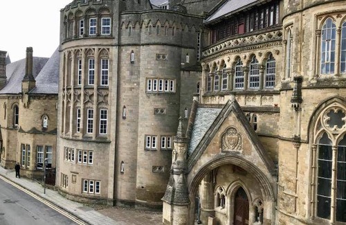 Aberystwyth Apartment | 64 m² Apartment ∙ 1 bedroom ∙ 4 guests