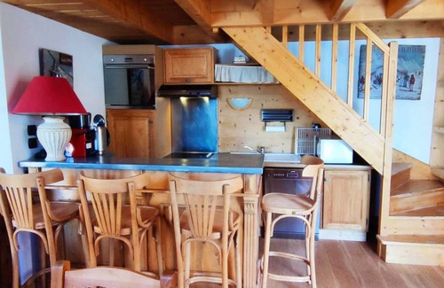 Isola Ski Chalet | 64 m² Chalet ∙ 2 bedrooms ∙ 6 guests